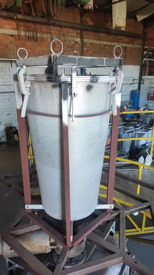 Used plastic production mold for sale - photo 3